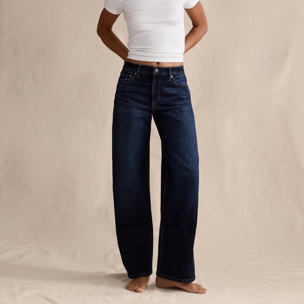 Banana Republic Mid-Rise 90s Loose Jean size 33 Dark Wash